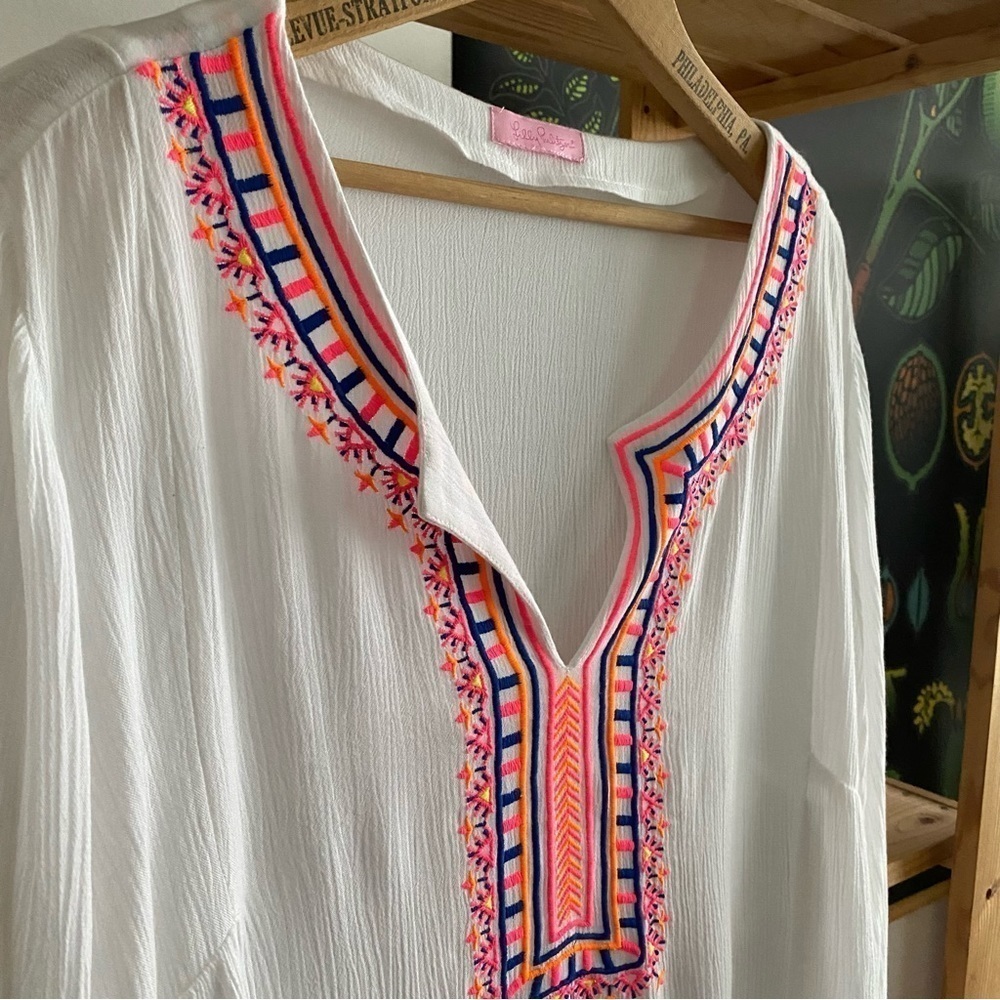 Lilly Pulitzer Resort White Pink Blue Orange Embroidered Dahle Tunic Top Medium - Picture 6 of 12